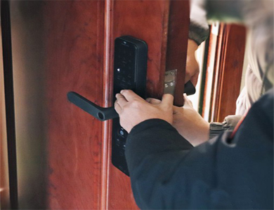 得荣24小时上门开锁公司
